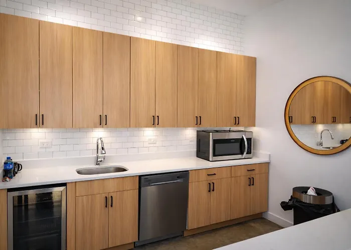 Spacious 4br Near Mccormick Place & Chinatown