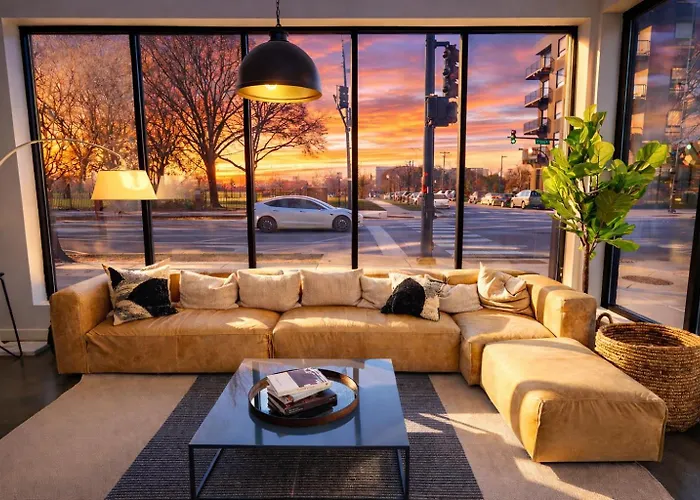 Spacious 4br Near Mccormick Place & Chinatown Апартаменты
