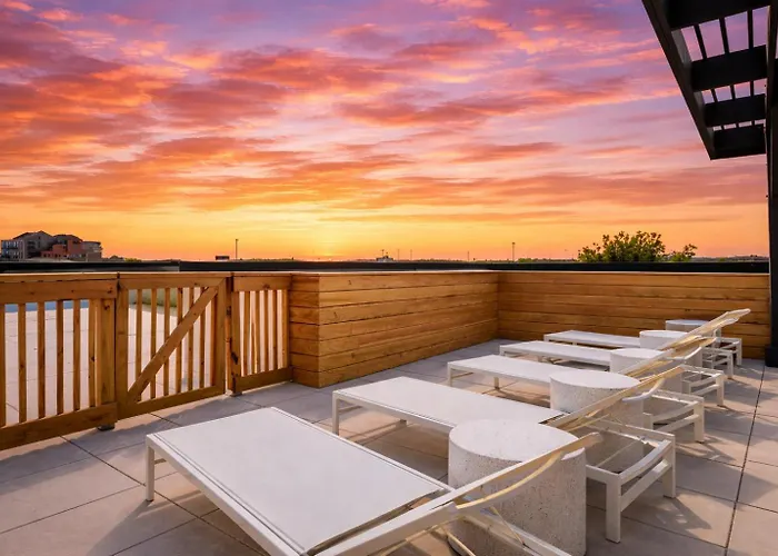 Апартаменты Spacious 4br Near Mccormick Place & Chinatown *
